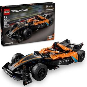 NWT LEGO Technic McLaren Formula 1 Car in Black and Orange